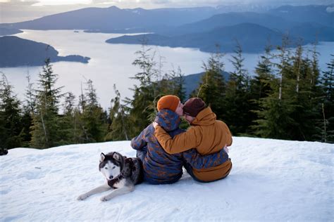 Couple photos in the snow in Vancouver: Wim + Ben • Wedding photographers for spontaneous ...