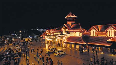 Bandra stn revamp eliminates rickshaw menace outside | Mumbai news ...