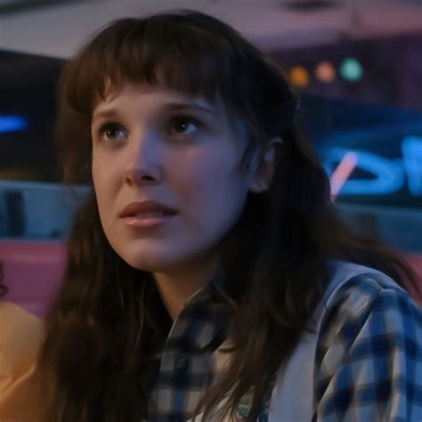 millie bobby brown as eleven (jane hopper) in stranger things season 4 | Fotos de perfil ...