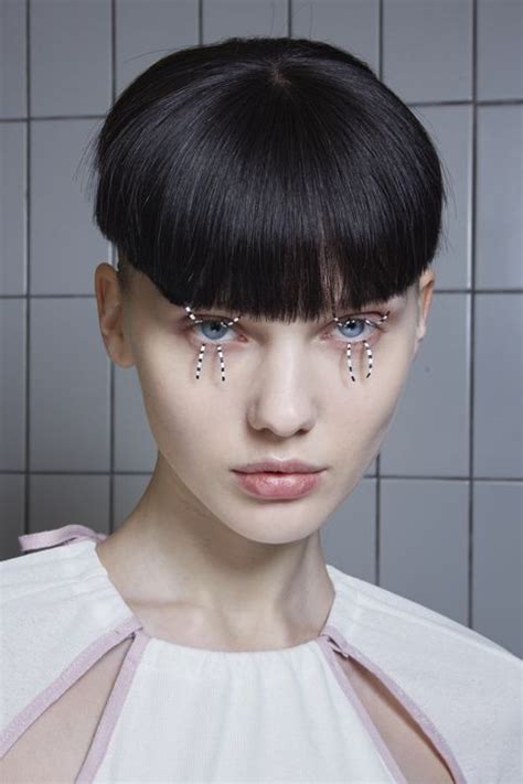 Autumn Makeup Trends For 2023 - Best AW23 Beauty Trends