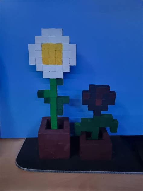 Oxeye Daisy & Wither Rose : r/Minecraft