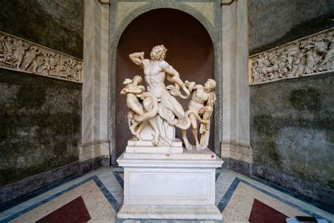 Laocoon and His Sons Statue in Vatican Museum Editorial Stock Photo - Image of ceiling, painting ...