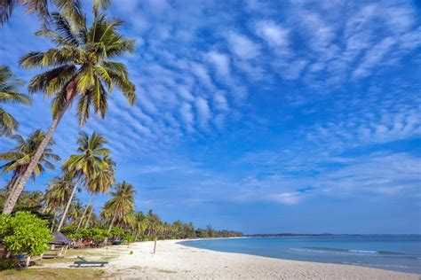 14 Best Beaches in Indonesia | PlanetWare