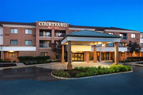 COURTYARD BY MARRIOTT WEST ORANGE - Updated 2024 Prices & Hotel Reviews ...