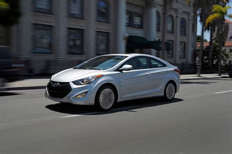 2013 Hyundai Elantra Coupe - HD Pictures @ carsinvasion.com