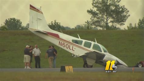 Sheriff: Beechcraft plane makes hard landing at Franklin County airport ...