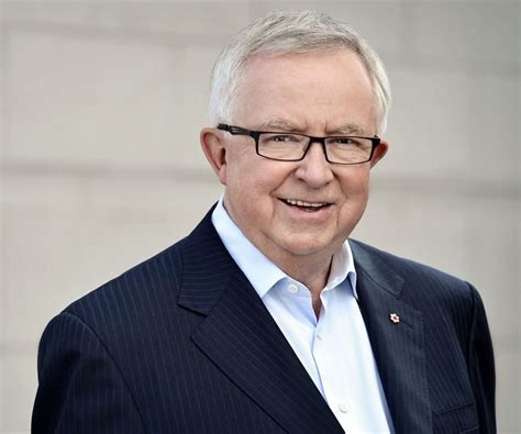 Joe Clark Biography - Facts, Childhood, Family Life & Achievements of Canadian Prime Minister