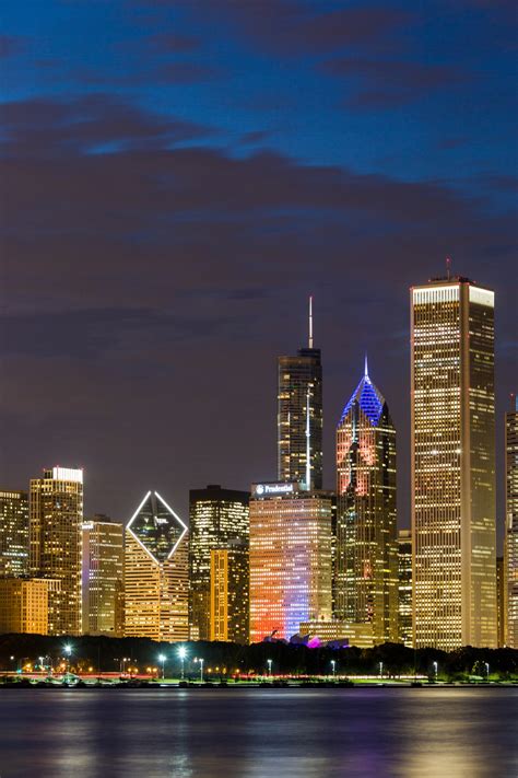 Chicago Skyline At Night Free Stock Photo - Public Domain Pictures