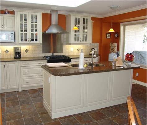 Idea for kitchen renos | Orange kitchen walls, Kitchen renovation, Kitchen design