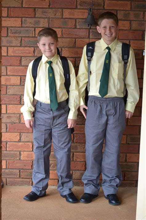 The Collins Family: The Boys start school!