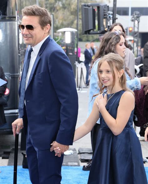 Jeremy Renner Walks Red Carpet For First Time Since Near-Death Accident | HuffPost Entertainment