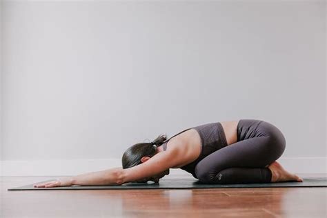 Yoga Poses For Hip Pain Relief | SF Custom Chiropractic