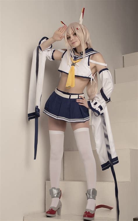 Tsuki Desu – Ayanami (Azur Lane) – Cosplay World