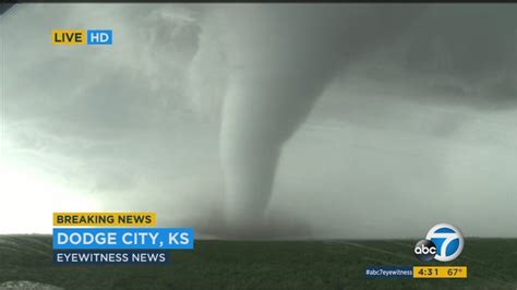 Tornadoes spotted near Dodge City, Kansas - ABC7 New York