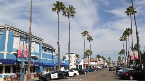 The Best Oceanside Pier Restaurants | 7 Must-Try Places