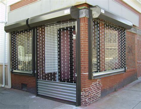 Store Front Rolling Gate - Metro Local Locksmith And Security