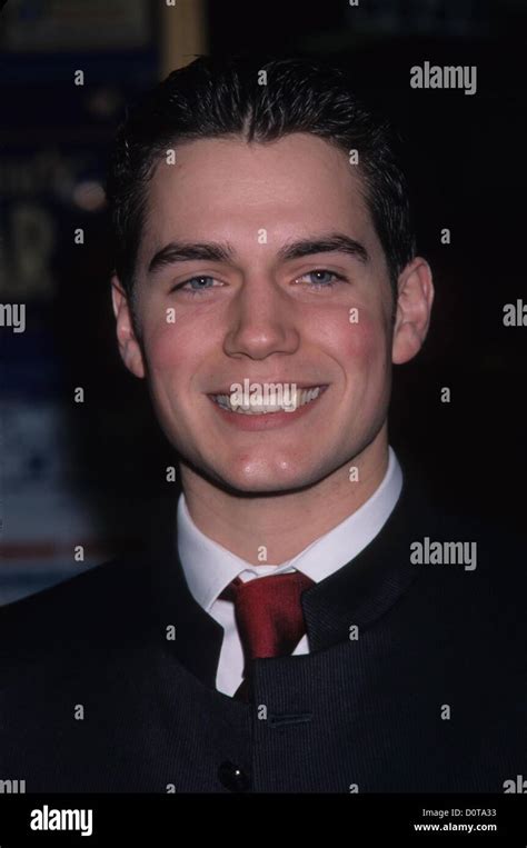 HENRY CAVILL.Count of Monte Cristo Premiere at El Capitan theatre 2002.k23893eg.(Credit Image ...