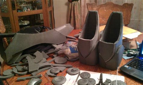 building armor pieces in 1/2 inch foam floor mats | RPF Costume and Prop Maker Community