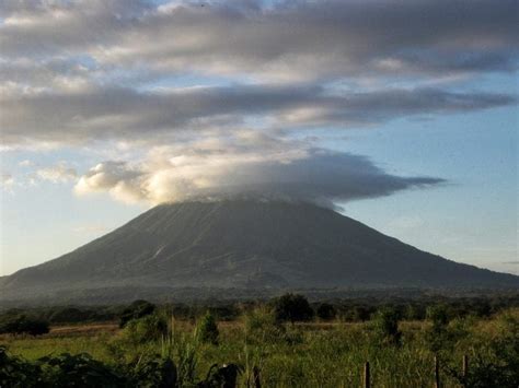 Volcano Boarding On Cerro Negro, Nicaragua: 10 Best Tips