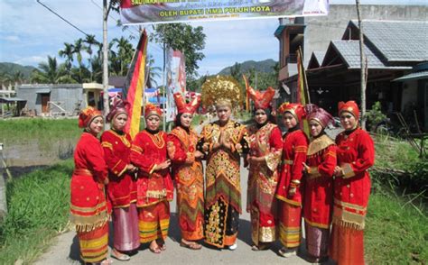 DESKRIPSI SENI BUDAYA SUMATERA BARAT