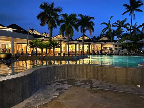 Sheraton Fiji Golf & Beach Resort Review - Endless Family Travels