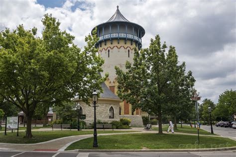 Encyclopedia of Forlorn Places | Riverside Illinois