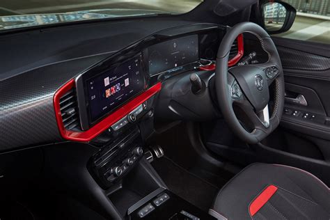 Vauxhall Mokka (2022) Interior Layout, Dashboard & Infotainment | Parkers