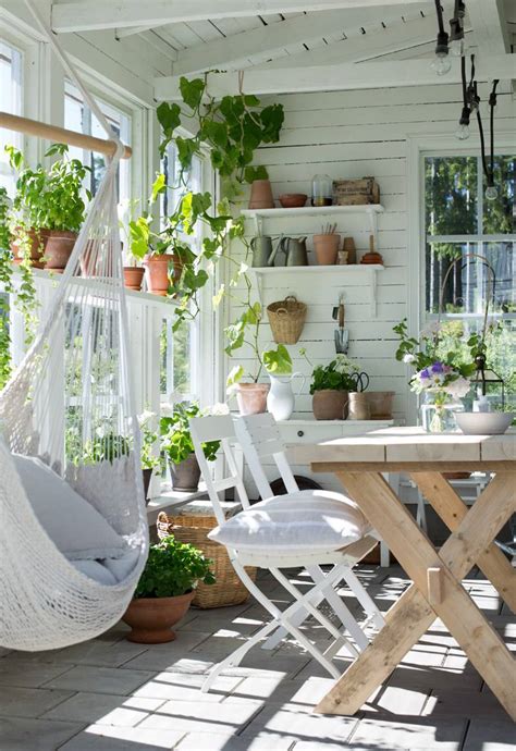 23 Stunning Sunroom Decorating Ideas – Top Reveal