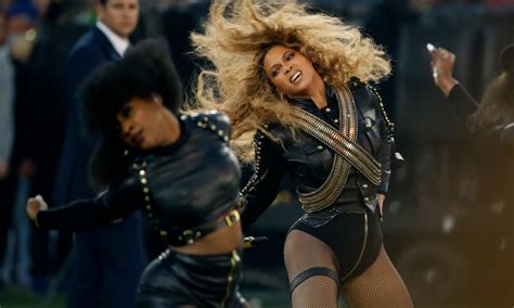 The Wrap Up Magazine: #Flashback Beyoncé Live Performance At Super Bowl ...