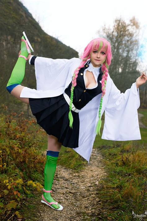 Mitsuri Kanroji Cosplay 18 – Telegraph