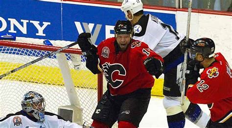 Report: Former Flames enforcer Chris Simon files for bankruptcy | Daily ...