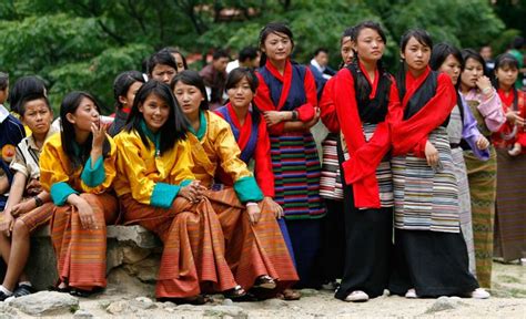 Bhutanese girls | Bhutan, Bhutan travel, Historical costume