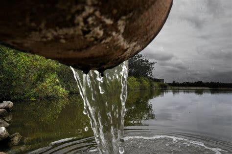 Trump Rule Would Limit E.P.A.’s Control Over Water Pollution - The New York Times