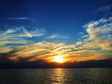 Lake Erie Sunset 2 Photograph by Mark Malitz - Fine Art America