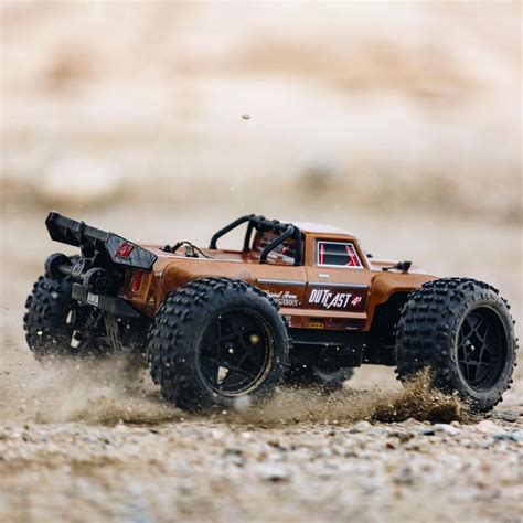 ARRMA 1/10 OUTCAST 4x4 4S BLX Brushless Truggy RTR [VIDEO] - RC Car Action