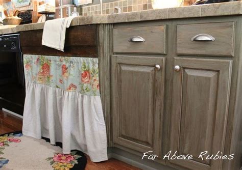 Gray Gel Stain Over Honey Oak Cabinets | www.stkittsvilla.com