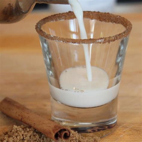 Cinnamon Toast Crunch Shot Recipe | Bevvy