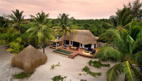 Bazaruto Archipelago: hotels & beach resorts | Mozambique