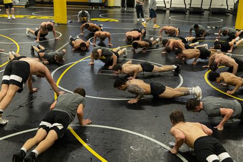 The Daily Iowan | Behind the Scenes | ‘Chasing Greatness: Wrestling Life’