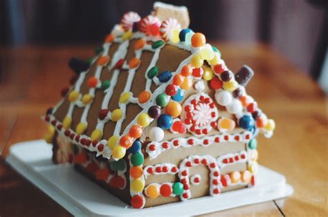 9 DIY Gingerbread House Ideas and Recipes - Fairfield Residential