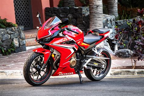 Essai - Honda CBR500 R : Un bi sportif et A2