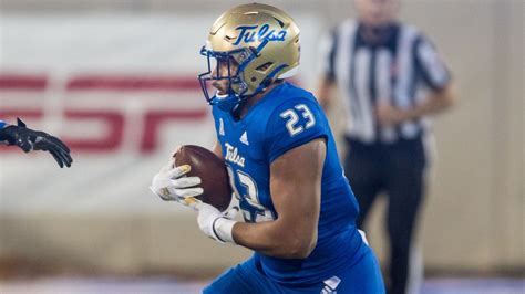 Detroit Lions Tulsa Linebacker Zaven Collins 2021 NFL Draft - Sports ...