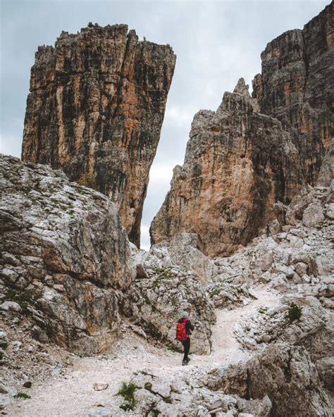 Passo Giau Cinque Torri Loop Hike in the Dolomites - Hungariandreamers