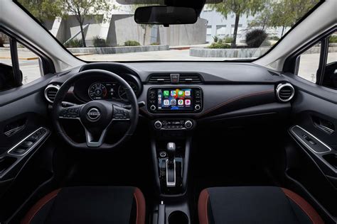 Nissan-Nissan-Versa-2023-interior - Mega Autos