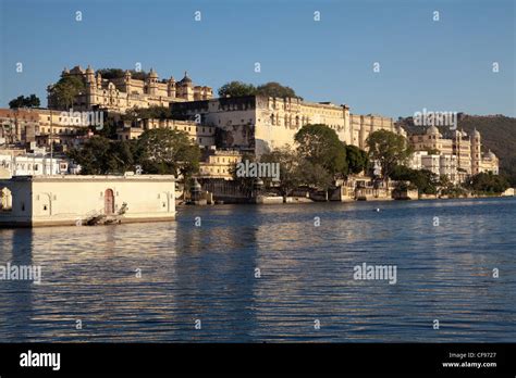 City Palace Lake Pichola Stock Photo - Alamy