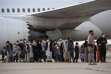 Private Company Charging $6k for Flights Out of Afghanistan as Other Planes Leave Empty - Newsweek