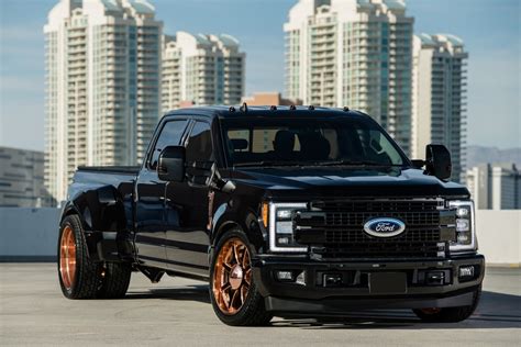 ‘Ultimate Tailgate’ SEMA Ford F-350 Sells For A Whopping $275K ...