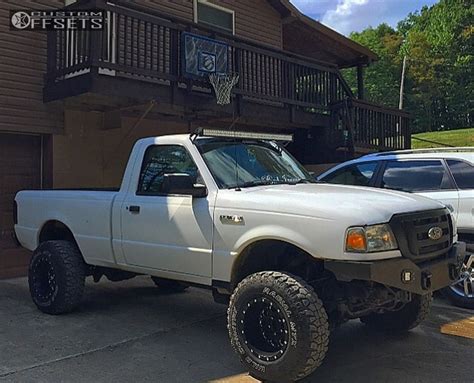 2006 Ford Ranger Fuel Revolver | Custom Offsets