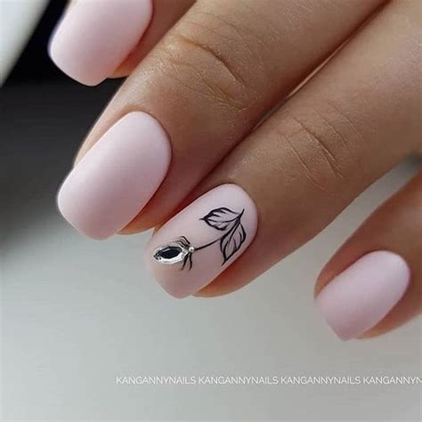 Uñas Cortas Decoradas ️ Mejores diseños y Tendencias actuales