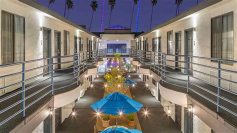 Comfort Inn Santa Monica - West Los Angeles from $108. Santa Monica Hotel Deals & Reviews - KAYAK